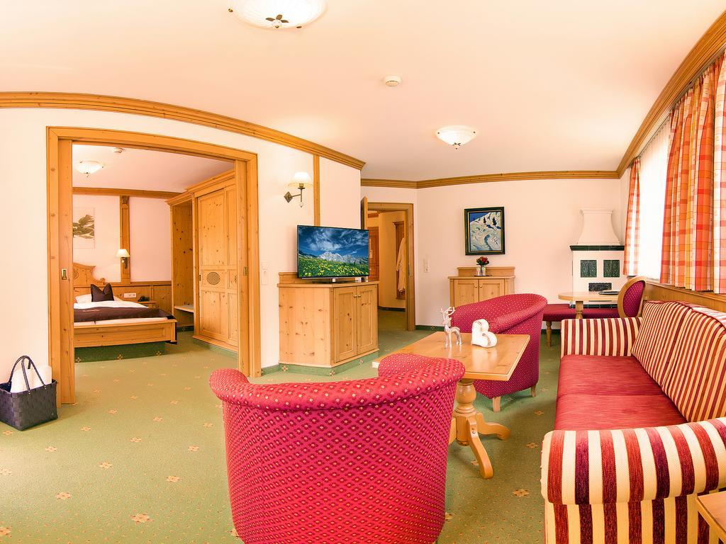 Alpenhotel Tirolerhof Neustift im Stubaital Værelse billede