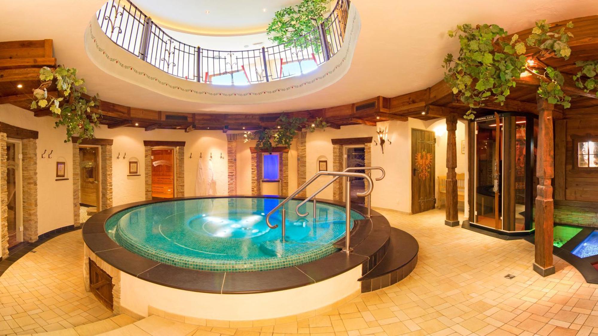 Alpenhotel Tirolerhof Neustift im Stubaital Eksteriør billede