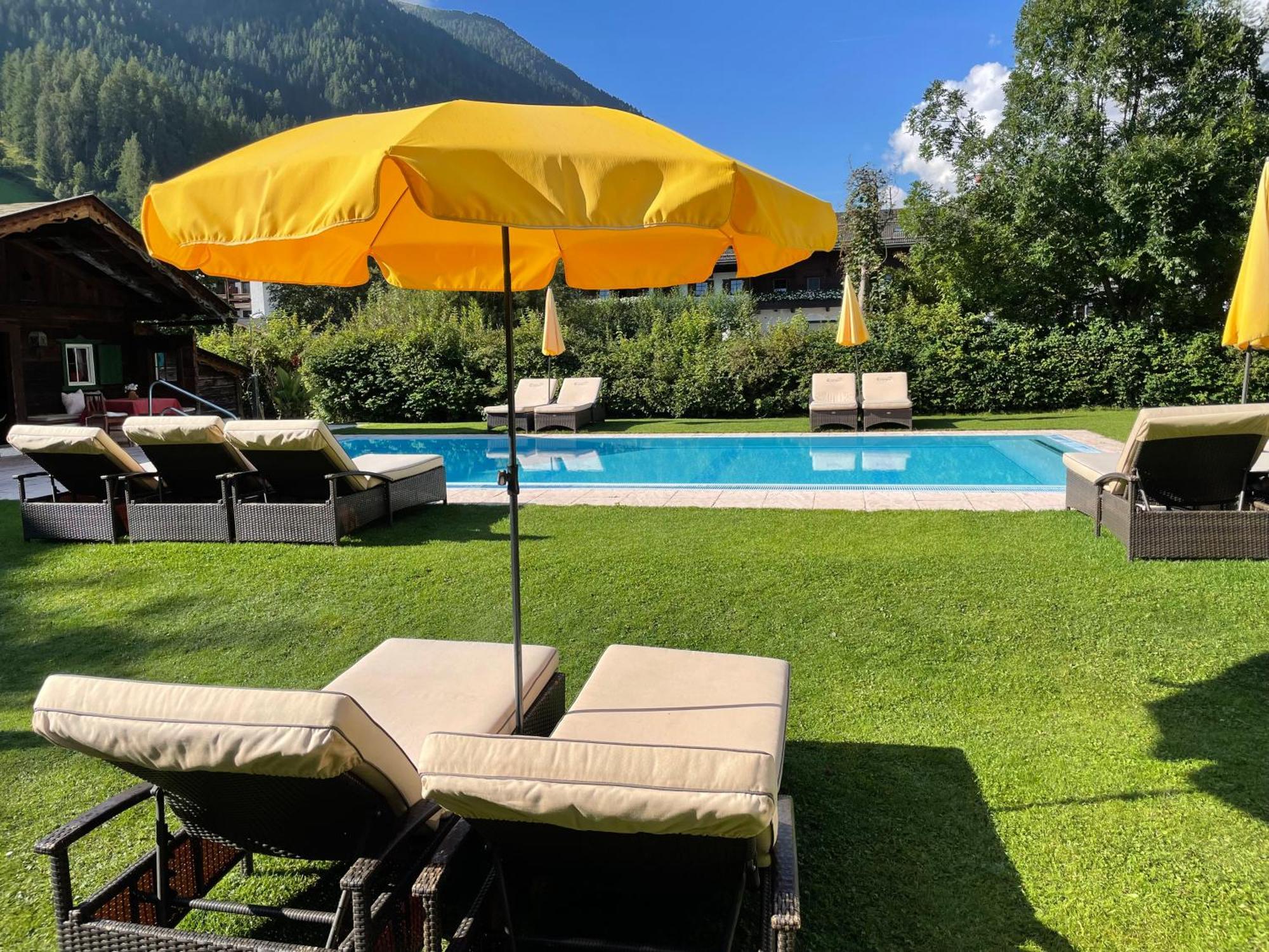 Alpenhotel Tirolerhof Neustift im Stubaital Eksteriør billede