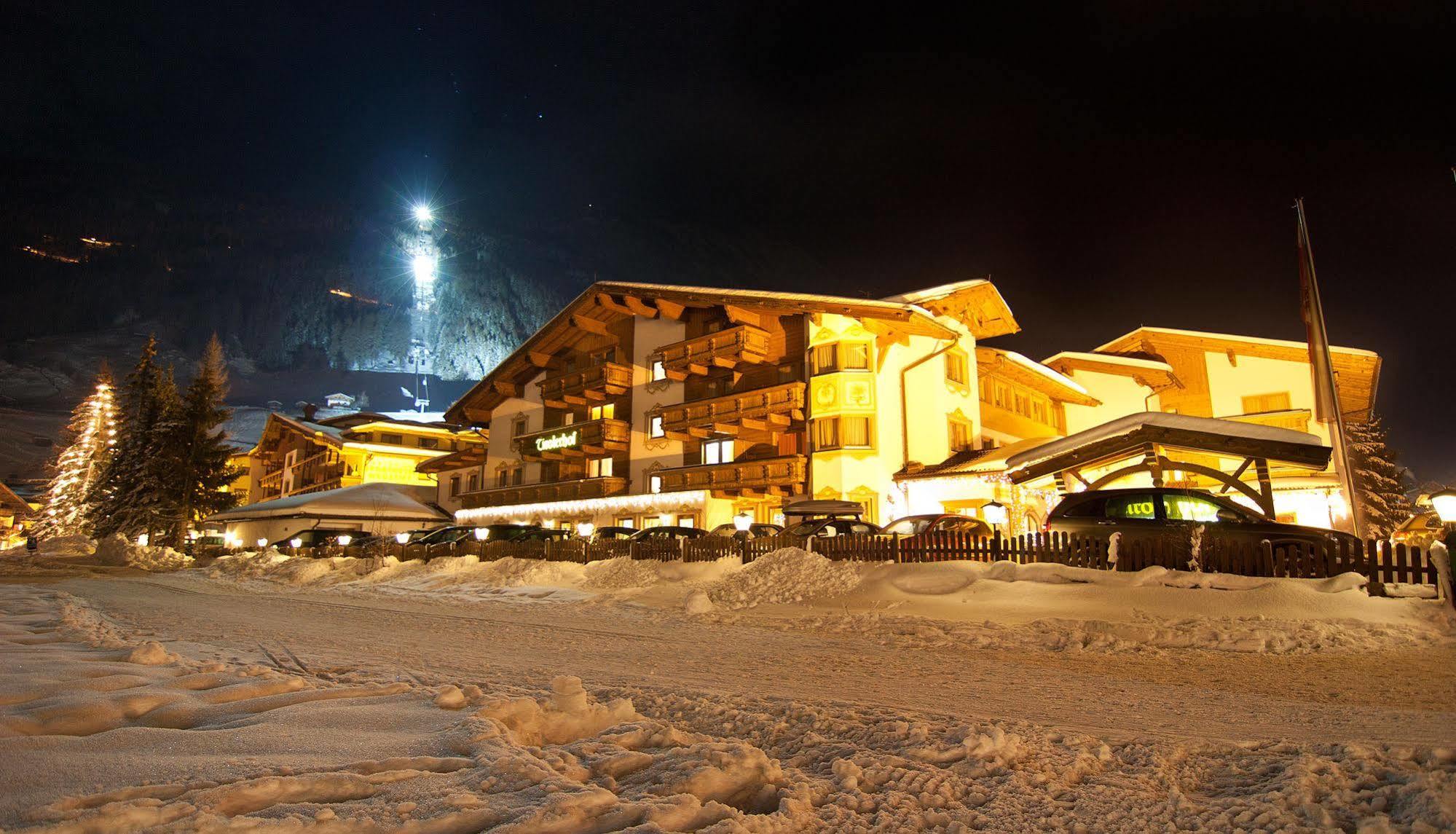 Alpenhotel Tirolerhof Neustift im Stubaital Eksteriør billede