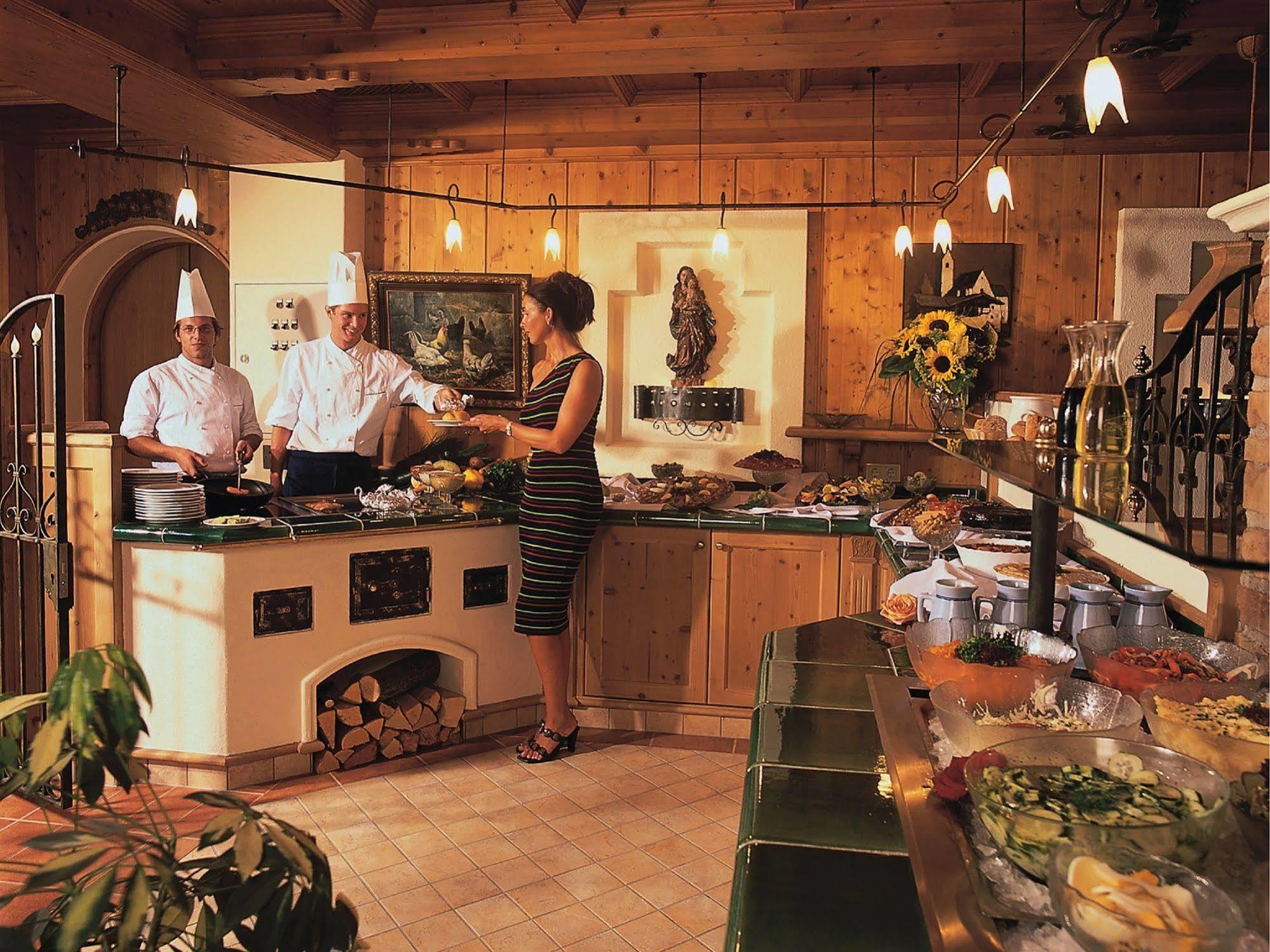 Alpenhotel Tirolerhof Neustift im Stubaital Eksteriør billede