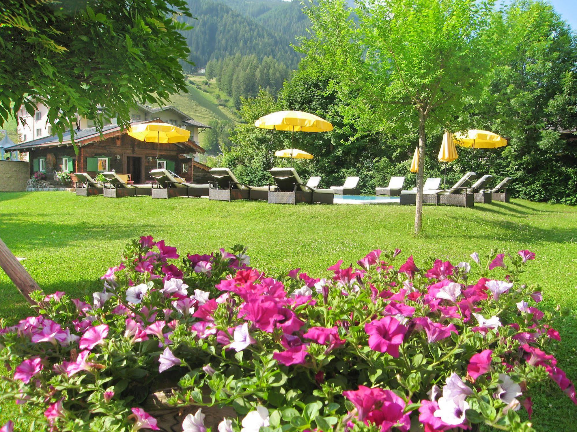 Alpenhotel Tirolerhof Neustift im Stubaital Eksteriør billede