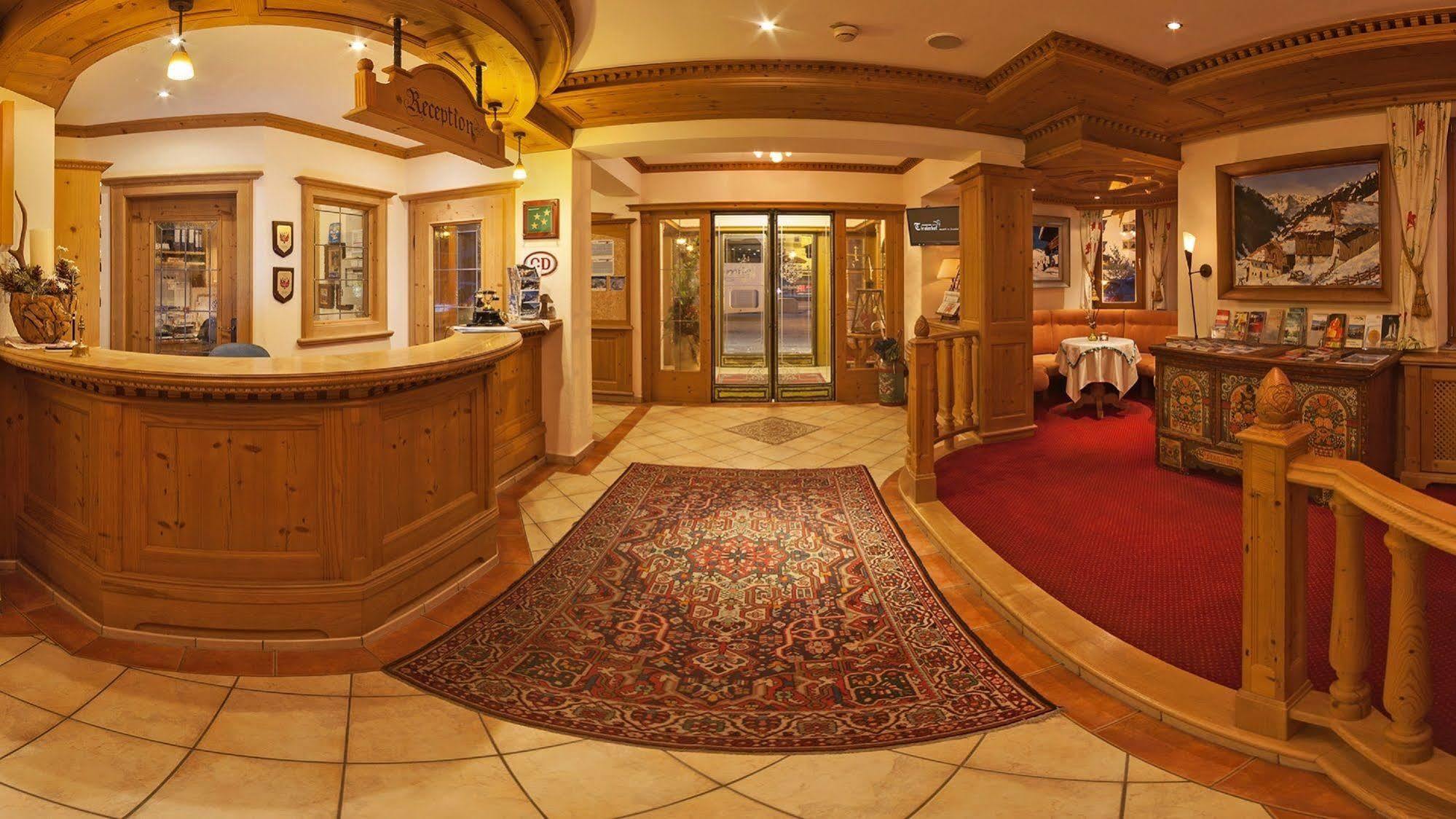 Alpenhotel Tirolerhof Neustift im Stubaital Eksteriør billede