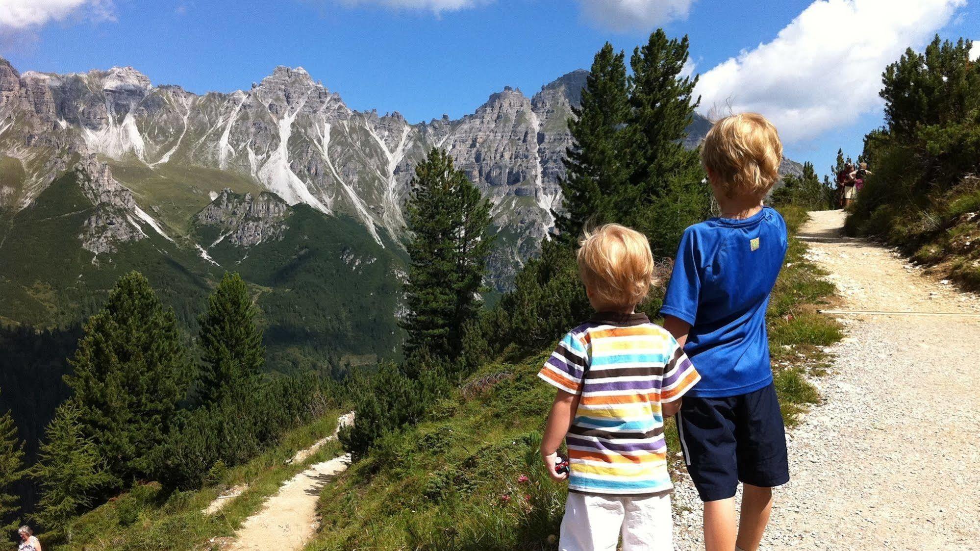 Alpenhotel Tirolerhof Neustift im Stubaital Eksteriør billede