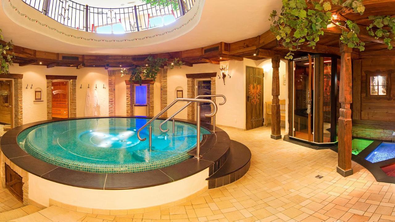Alpenhotel Tirolerhof Neustift im Stubaital Eksteriør billede